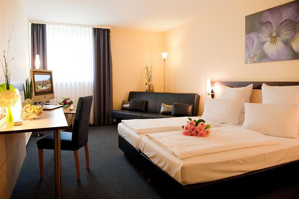 ACHAT Hotel Regensburg im Park Zimmer foto