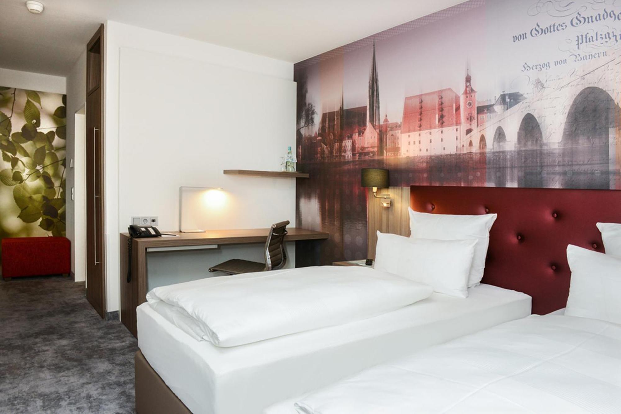 ACHAT Hotel Regensburg im Park Zimmer foto